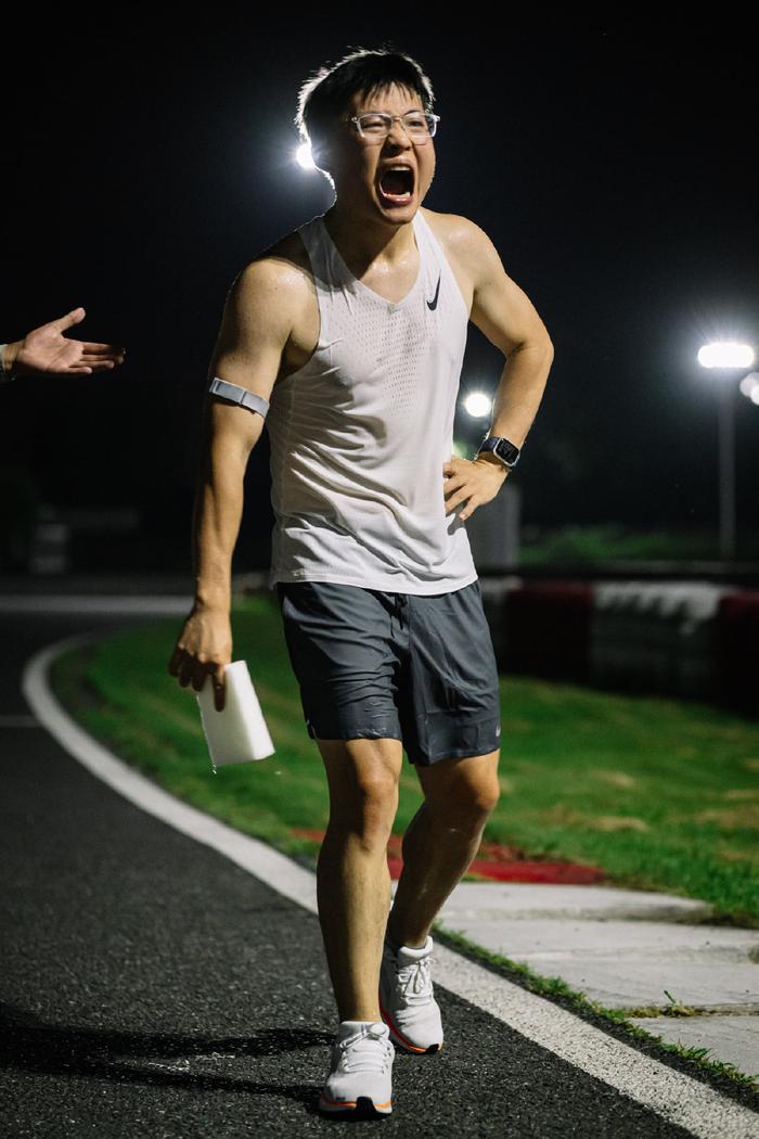 365bet-Uzi连续七场比赛得分超过赛况扑朔迷离，雄鹿挑战极限！-365bet